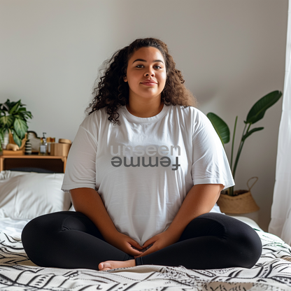 Unseen Femme  T-Shirt